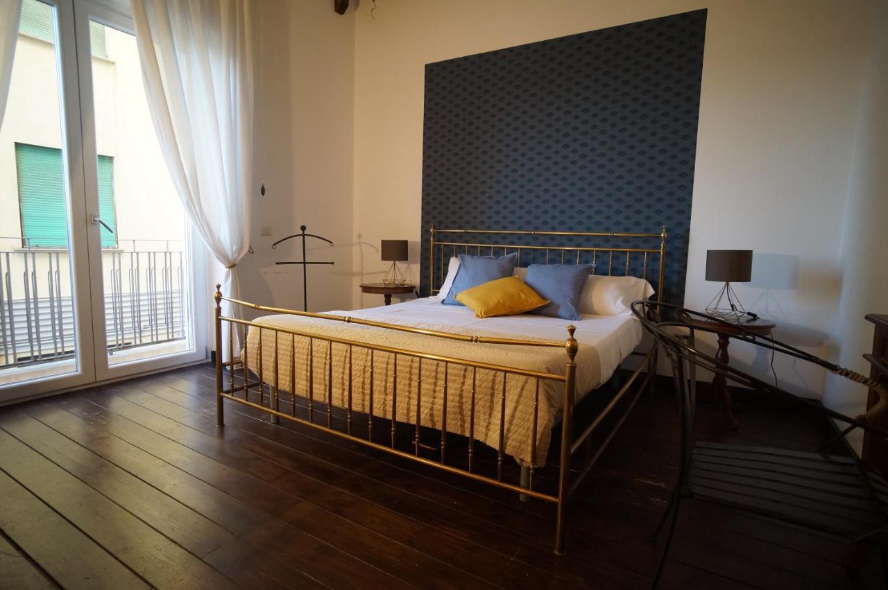 Cittadella Rooms Salerno Bagian luar foto