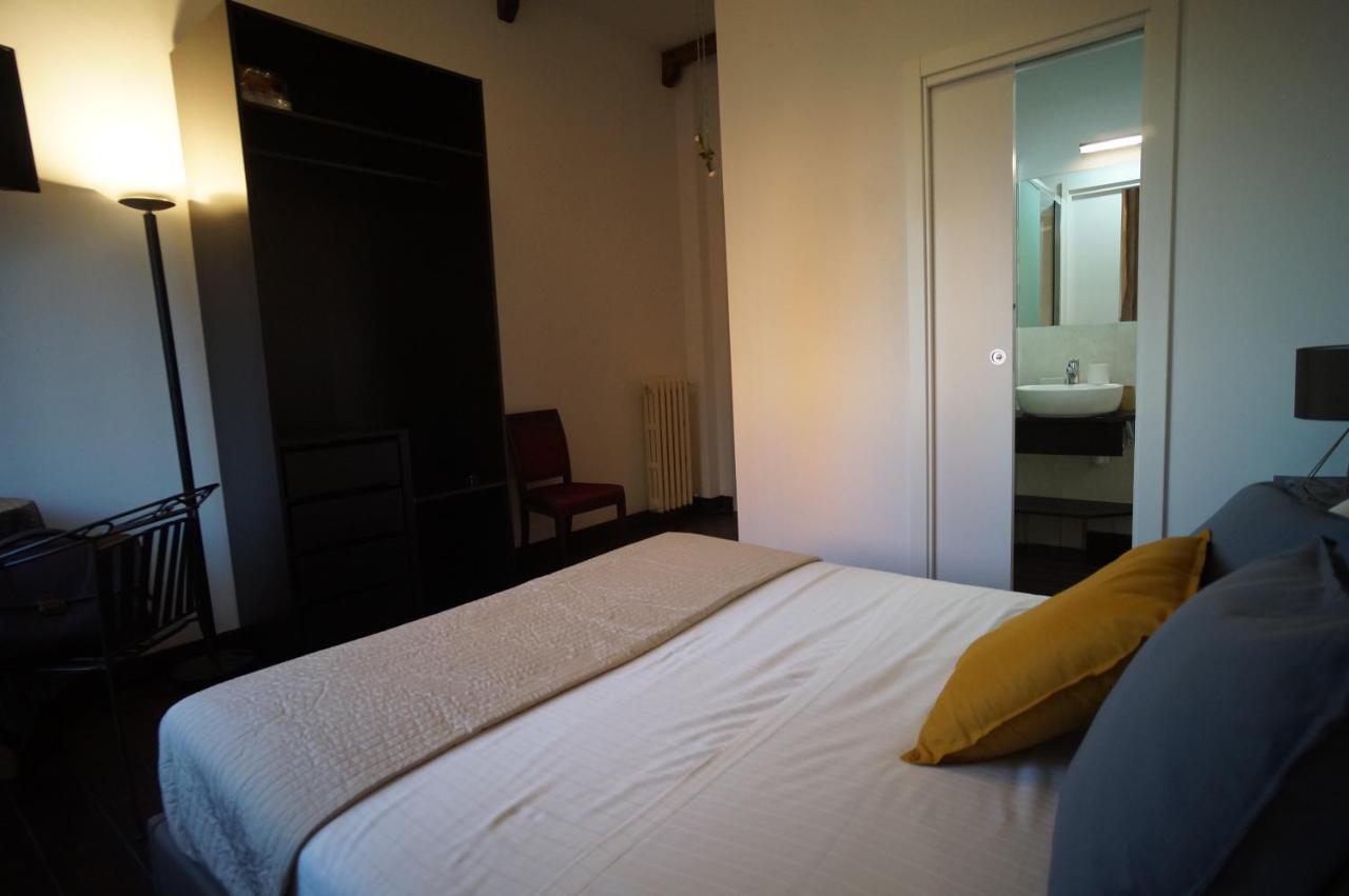 Cittadella Rooms Salerno Bagian luar foto